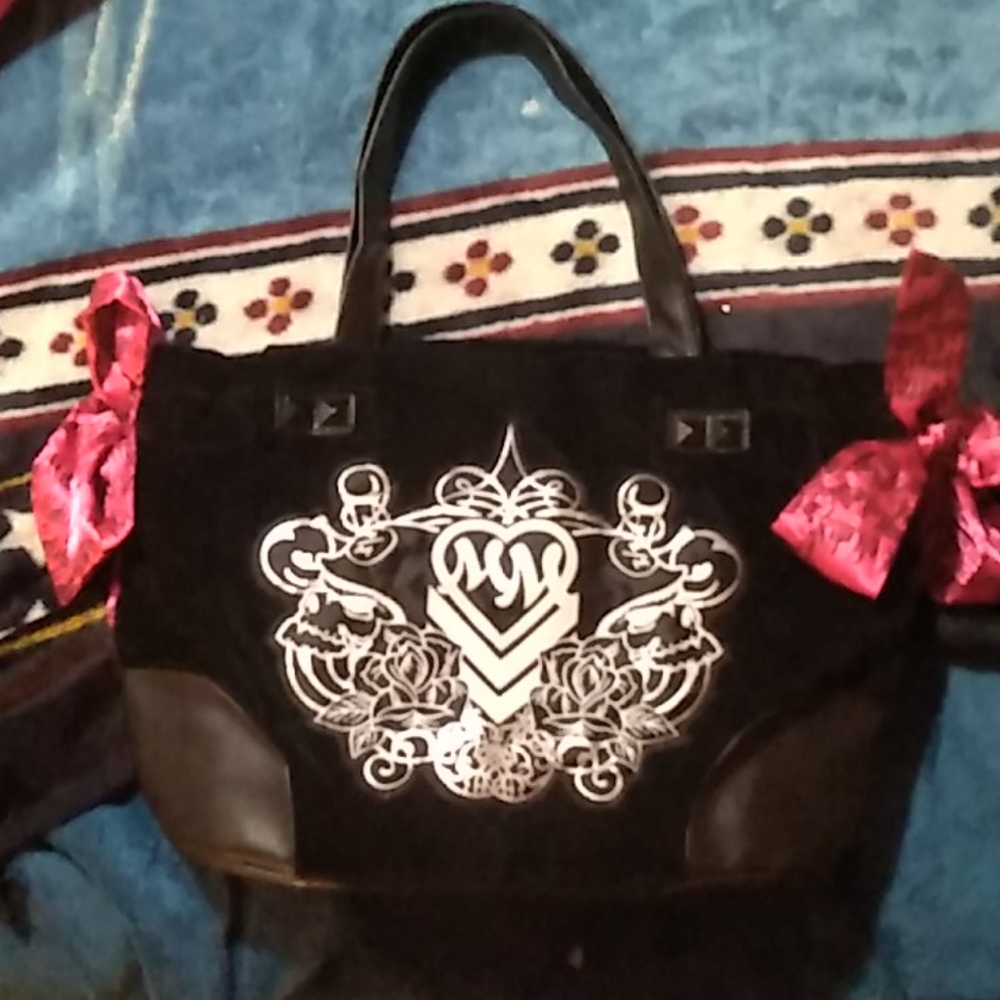 Metal Mulisha purse -sold elsewhere